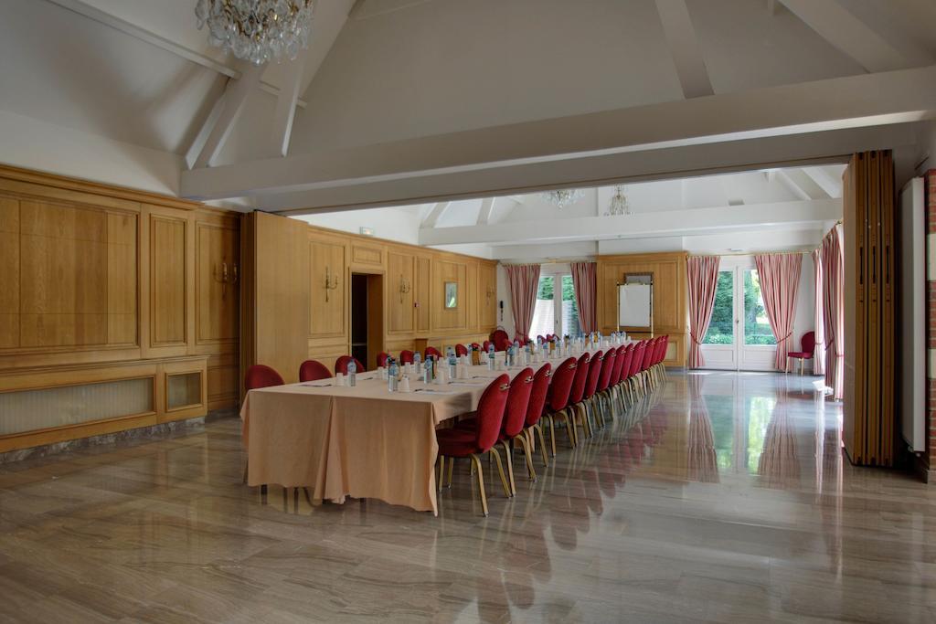 Hotel Chateau Tilques Екстер'єр фото