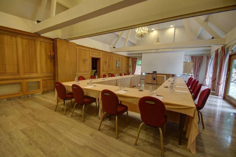 Hotel Chateau Tilques Екстер'єр фото