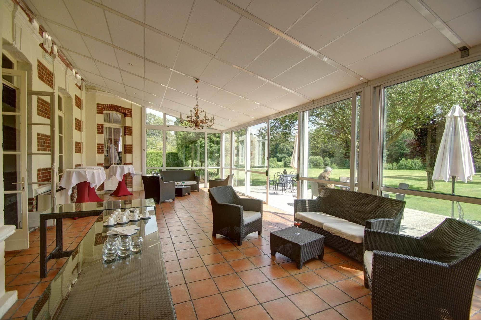 Hotel Chateau Tilques Екстер'єр фото
